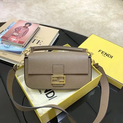 Ladies Bags Manufacturer | OEM & Private Label - Image 10